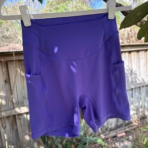 Reluna Dip Pocket Sculptseam™ Short in Moon Motel